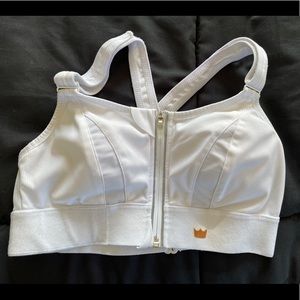 SHEFIT Ultimate Sports Bra